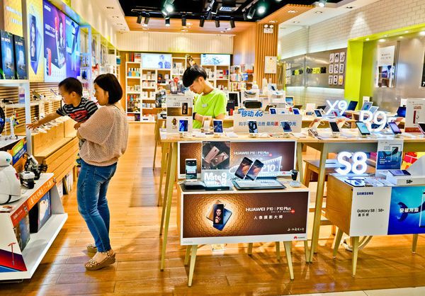 手機店裝修怎么做呢？要比較吸引人的？