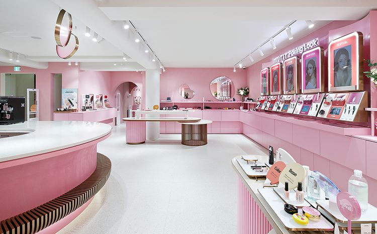 合肥化妝品店裝修怎樣才能使店面形象有特色呢？
